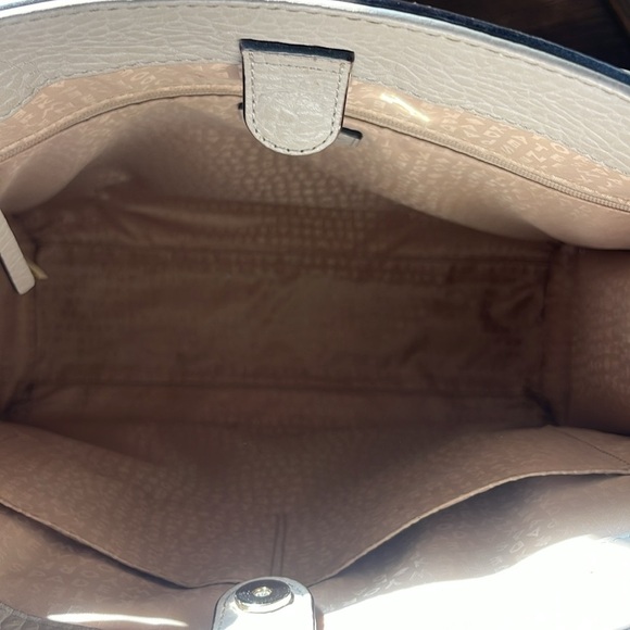 Kate Spade Perry Lane Lynne Beige Tote - Picture 3 of 7